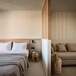 Alamis Hotel & Apartments